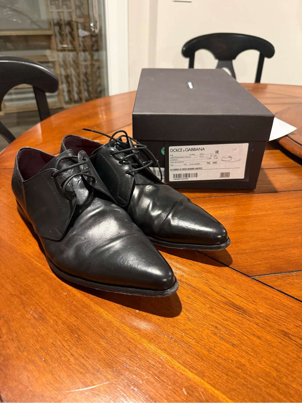 Dolce & Gabbana Men’s Black Leather Pointed Toe Dress Shoes